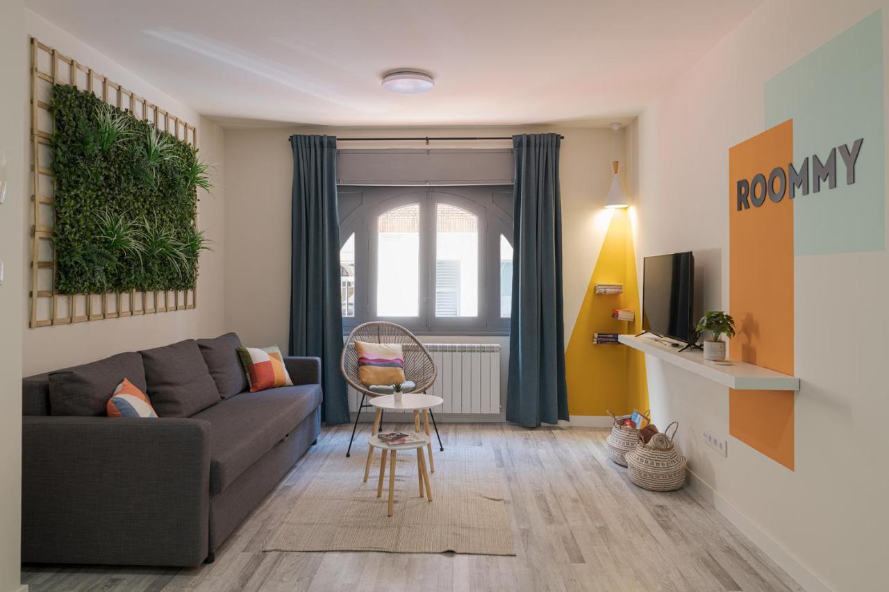 Roommy Leon Bagian luar foto